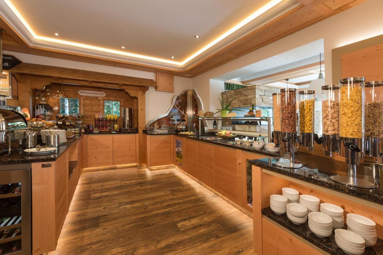 Hotel Sporthof Austria Ramsau am Dachstein Esterno foto